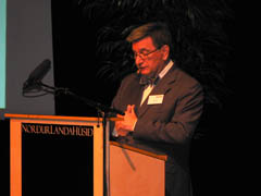 Pal Weihe opening the conference webfoto_2.jpg